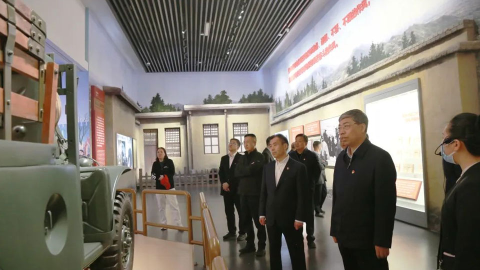 【學思想、強黨性、重實踐、建新功】北汽集團丨聚焦四條“主線” 紮實開展主題教育